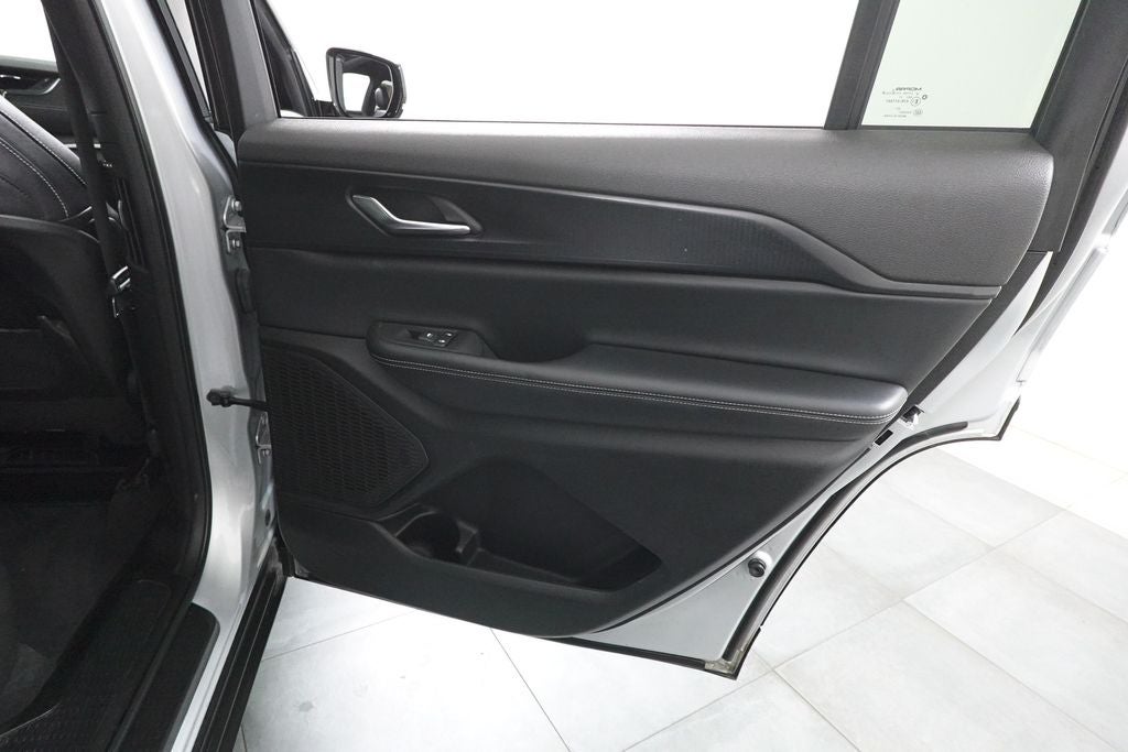 2024 Jeep Grand Cherokee L Altitude 4x4