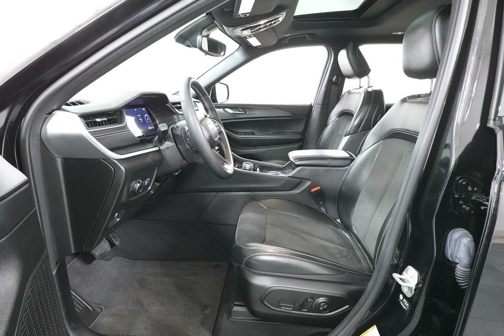 2023 Jeep Grand Cherokee L Altitude X