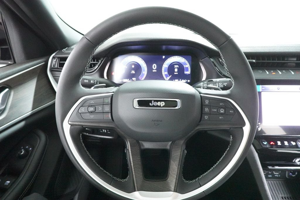 2026 Jeep Grand Cherokee L Laredo Altitude