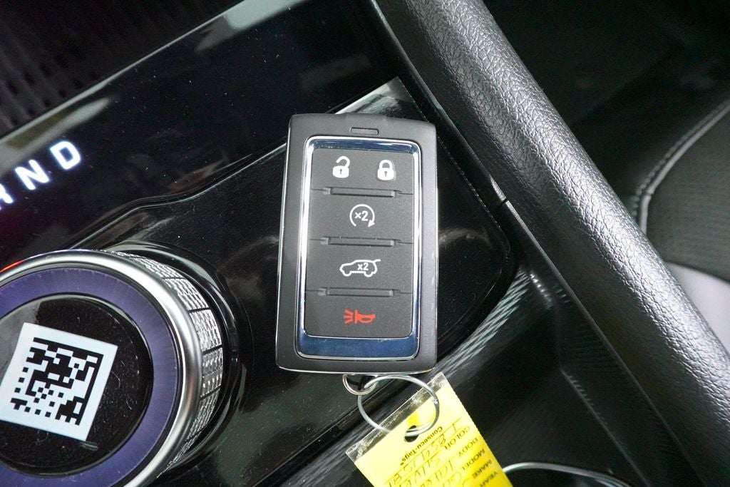2026 Jeep Grand Cherokee L Laredo Altitude
