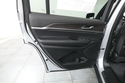 2026 Jeep Grand Cherokee L Laredo Altitude