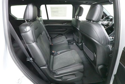 2026 Jeep Grand Cherokee L Laredo Altitude