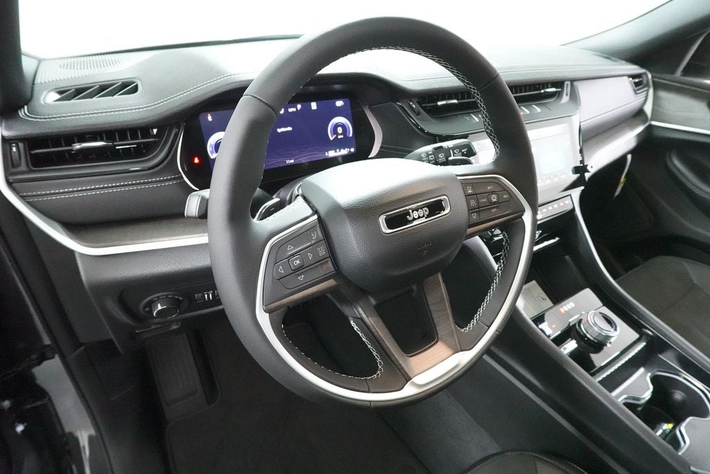 2026 Jeep Grand Cherokee L Laredo