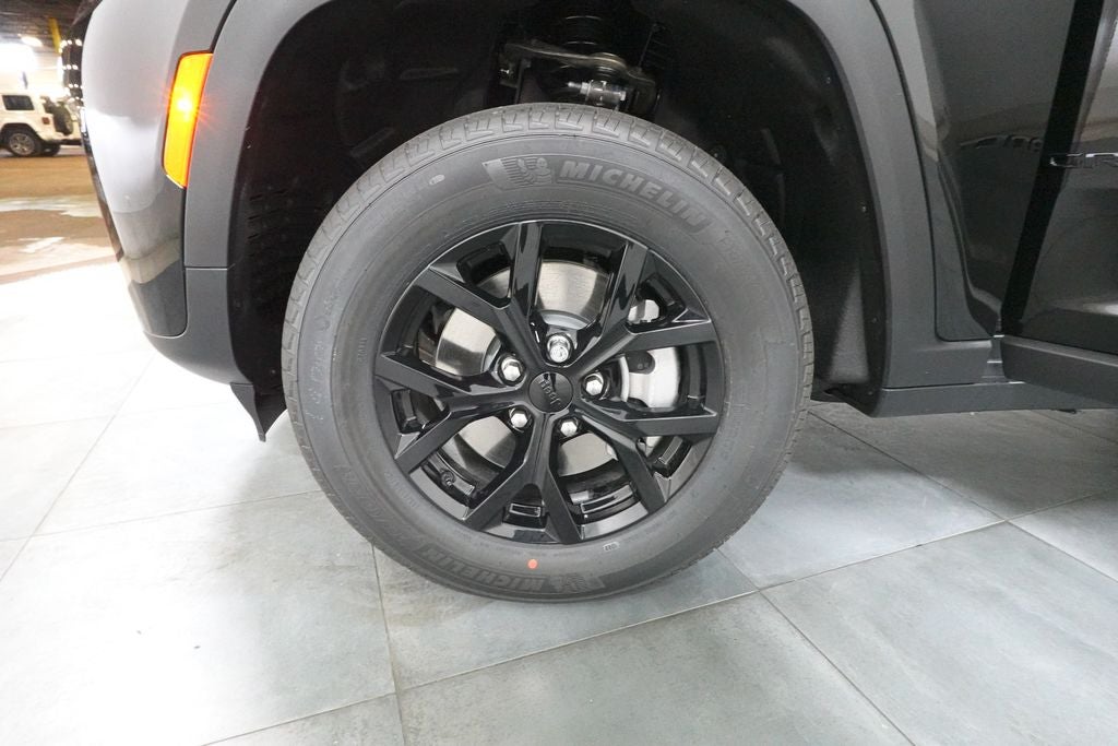 2026 Jeep Grand Cherokee L Laredo