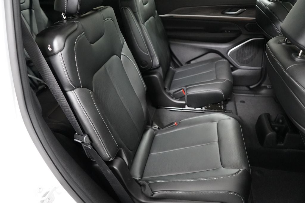 2026 Jeep Grand Cherokee L Limited Reserve