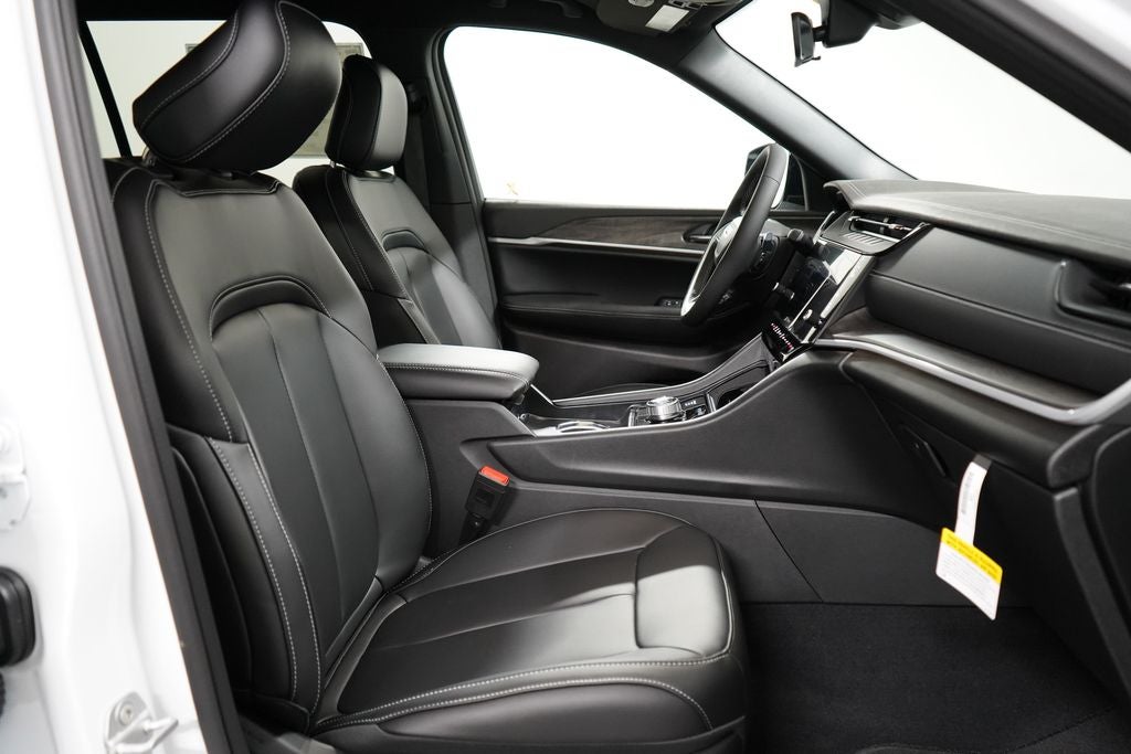 2027 Jeep Grand Cherokee L Limited