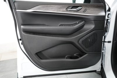 2027 Jeep Grand Cherokee L Limited