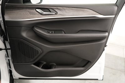 2027 Jeep Grand Cherokee L Limited