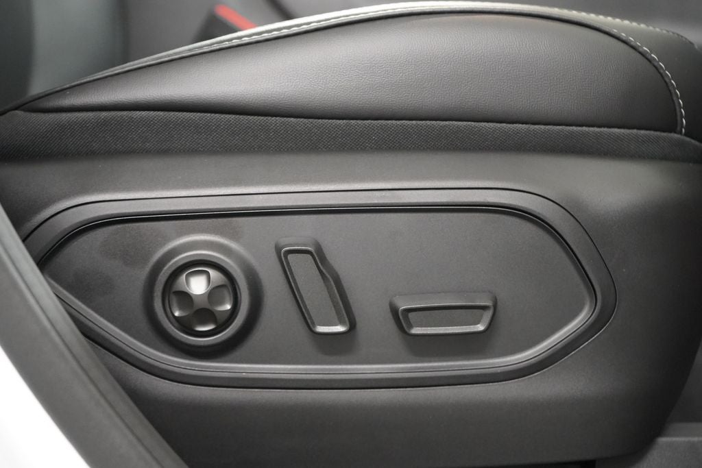2027 Jeep Grand Cherokee L Limited