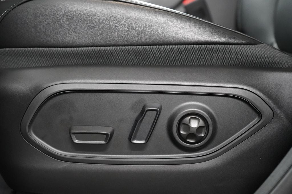 2027 Jeep Grand Cherokee L Limited