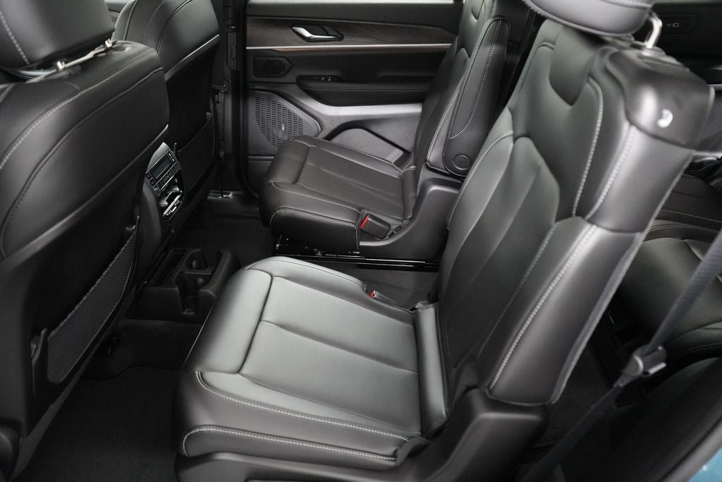 2027 Jeep Grand Cherokee L Limited