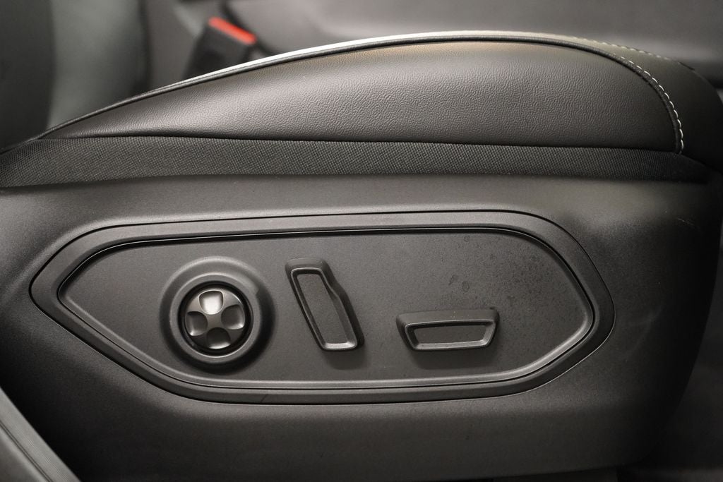 2027 Jeep Grand Cherokee L Limited