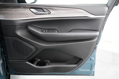 2027 Jeep Grand Cherokee L Limited