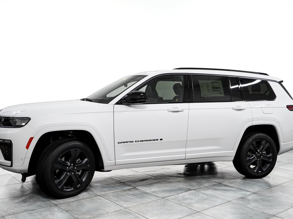 2027 Jeep Grand Cherokee L Limited Reserve