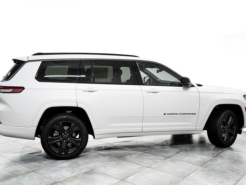 2027 Jeep Grand Cherokee L Limited Reserve
