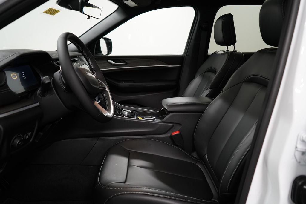 2027 Jeep Grand Cherokee L Limited