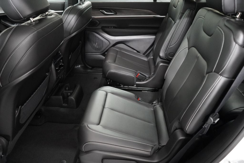 2027 Jeep Grand Cherokee L Limited