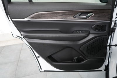 2027 Jeep Grand Cherokee L Limited