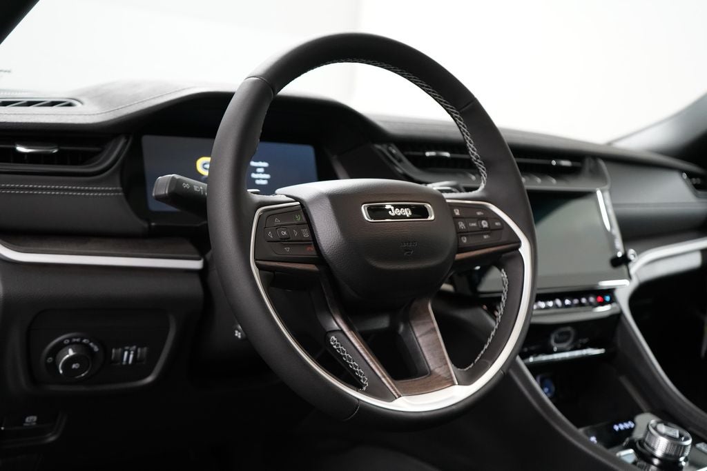 2027 Jeep Grand Cherokee L Limited Reserve