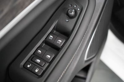 2027 Jeep Grand Cherokee L Limited Reserve