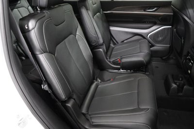 2027 Jeep Grand Cherokee L Limited Reserve