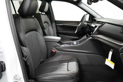 2027 Jeep Grand Cherokee L Limited Reserve