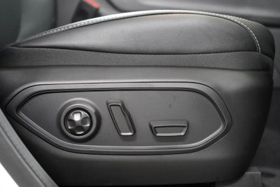 2027 Jeep Grand Cherokee L Limited Reserve