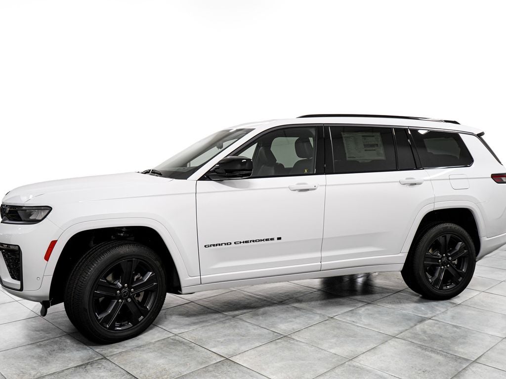 2027 Jeep Grand Cherokee L Limited Reserve