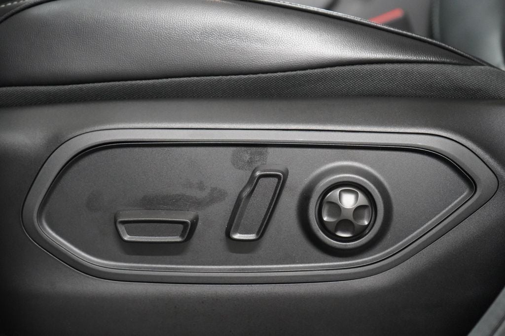 2027 Jeep Grand Cherokee L Limited