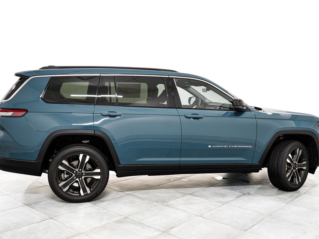 2027 Jeep Grand Cherokee L Limited