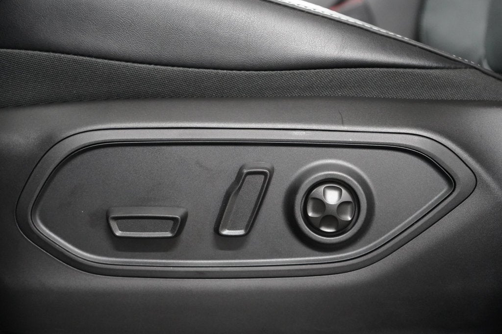 2027 Jeep Grand Cherokee L Limited Reserve