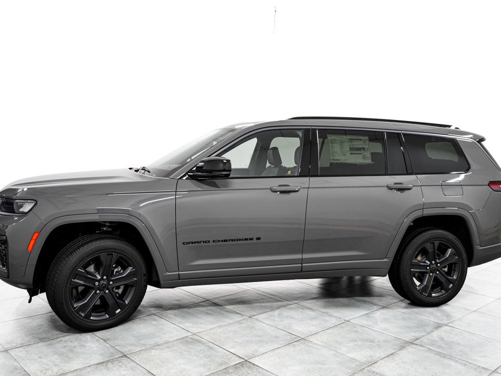 2027 Jeep Grand Cherokee L Limited Reserve
