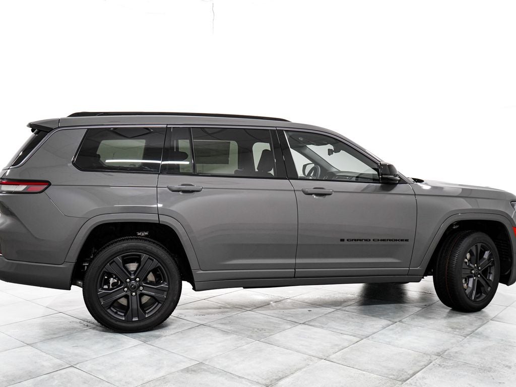 2027 Jeep Grand Cherokee L Limited Reserve
