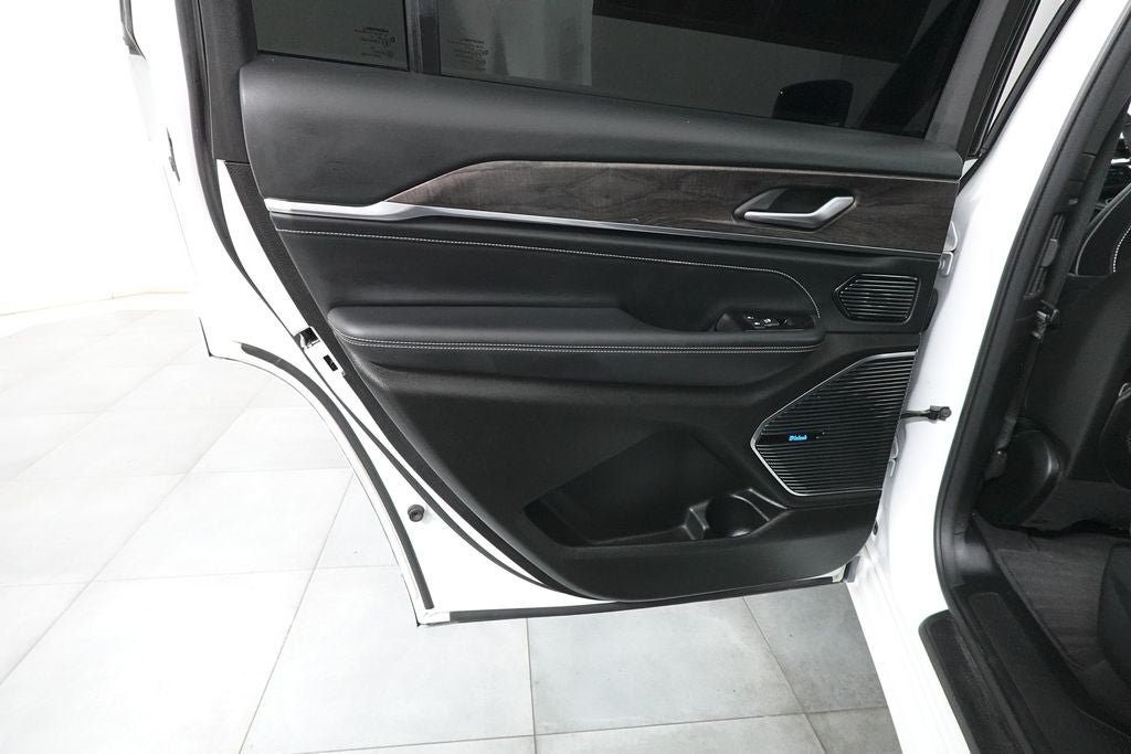 2022 Jeep Grand Cherokee L Overland