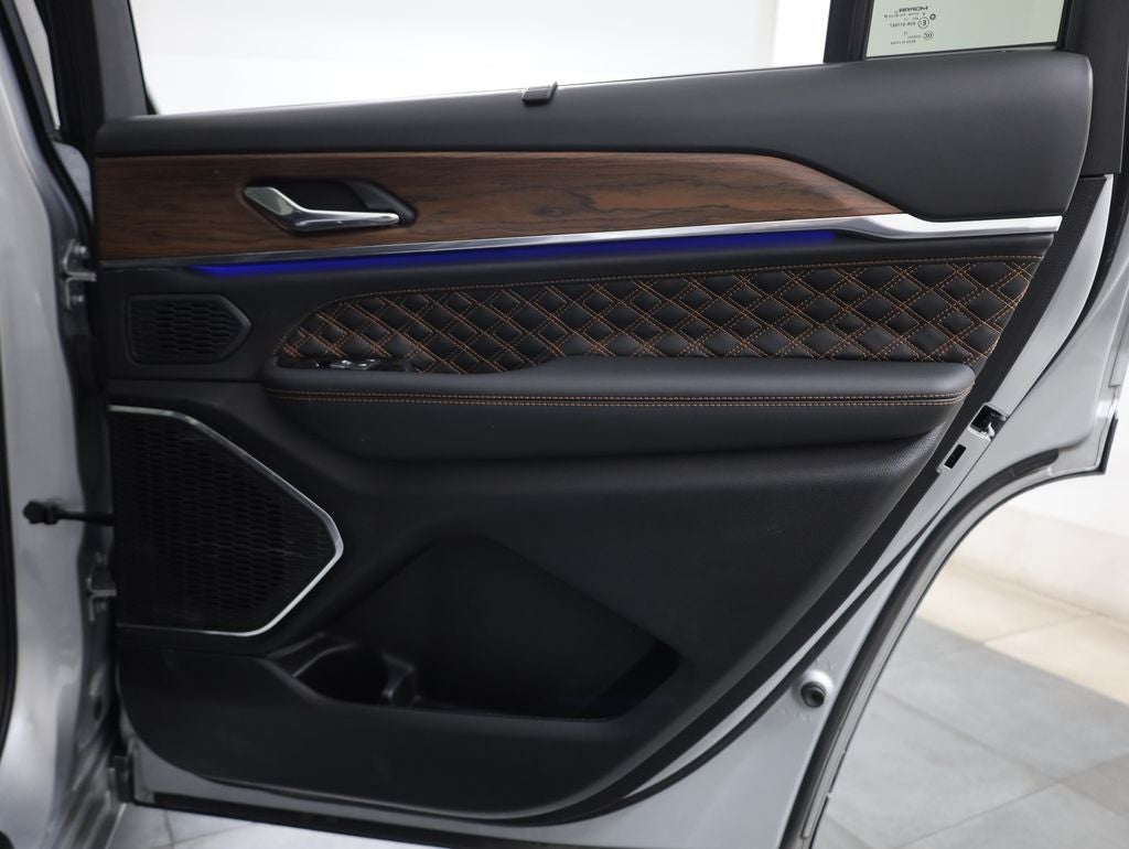 2024 Jeep Grand Cherokee L Summit