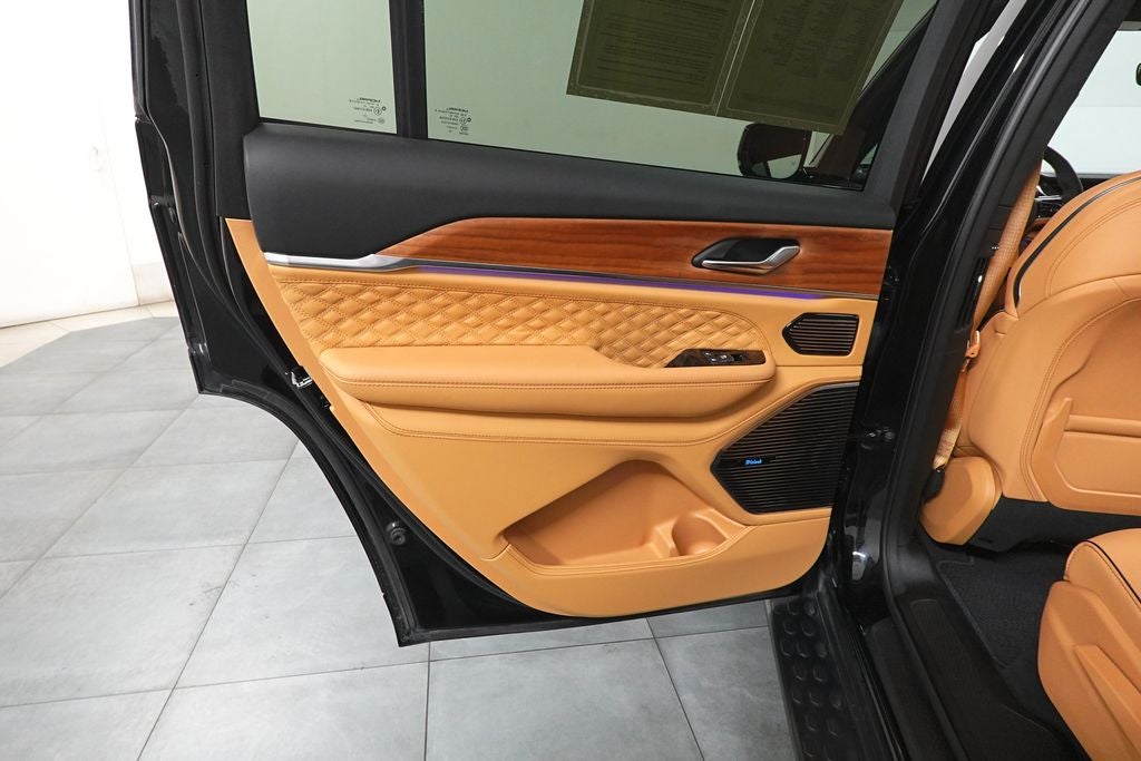 2024 Jeep Grand Cherokee L Summit