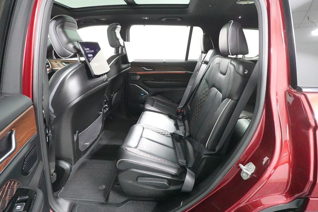 2023 Jeep Grand Cherokee L Summit