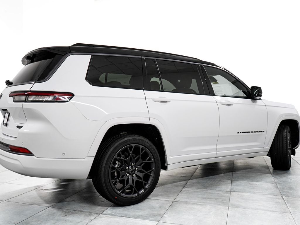 2027 Jeep Grand Cherokee L Summit