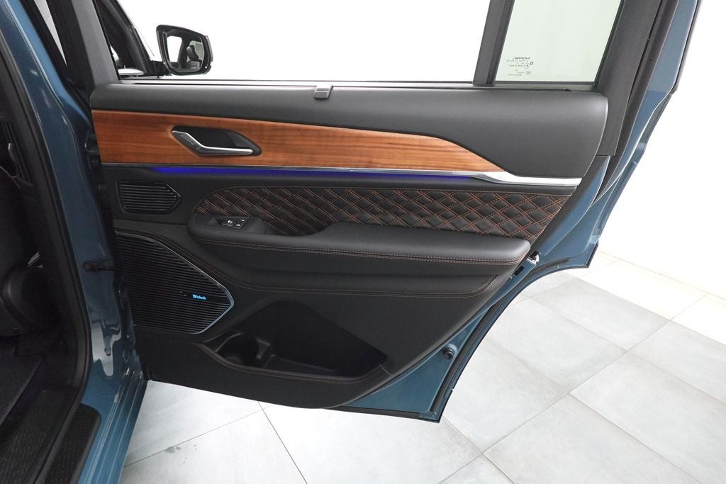 2026 Jeep Grand Cherokee L Summit