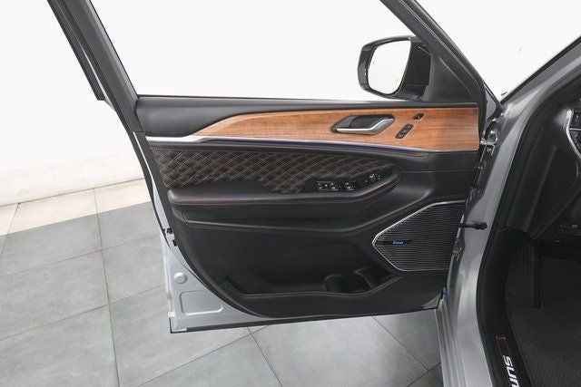 2024 Jeep Grand Cherokee L Summit