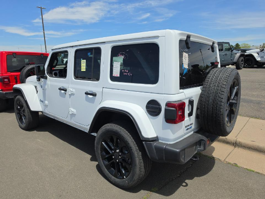 2025 Jeep Wrangler 4xe Sahara