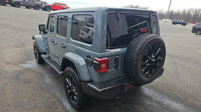2025 Jeep Wrangler Sahara 4xe