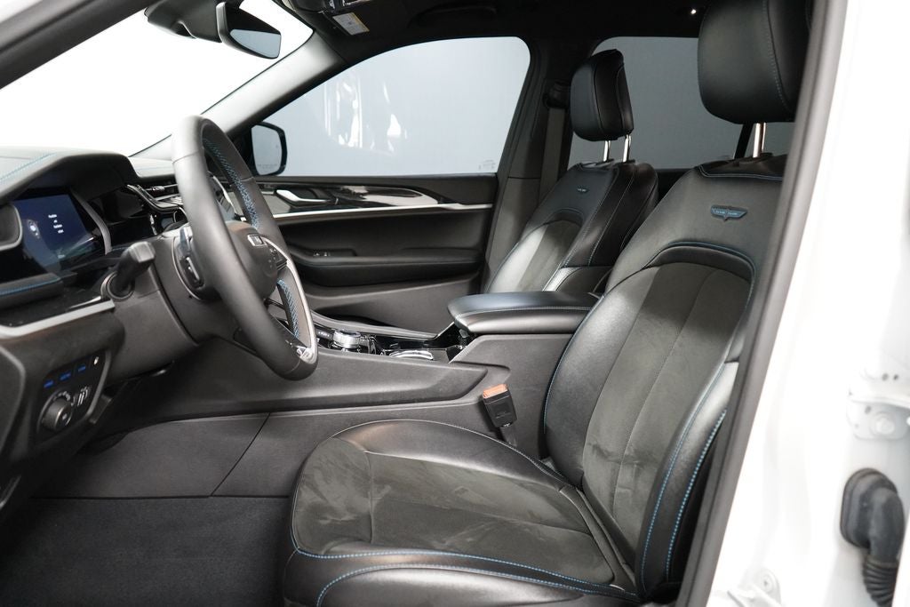 2022 Jeep Grand Cherokee Trailhawk