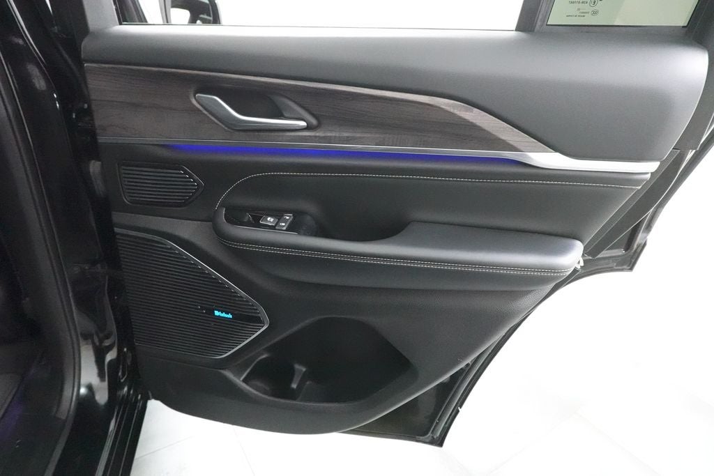 2022 Jeep Grand Cherokee 4xe Overland 4xe