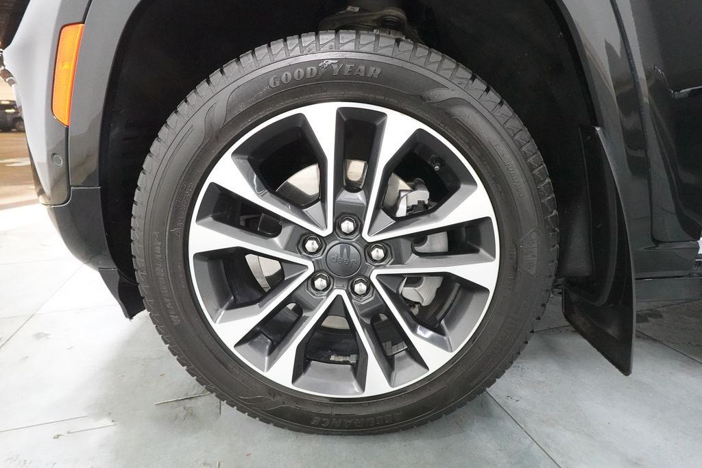 2022 Jeep Grand Cherokee 4xe Overland 4xe