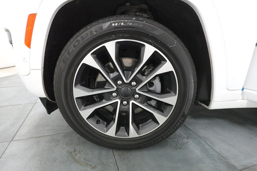 2022 Jeep Grand Cherokee 4xe Overland