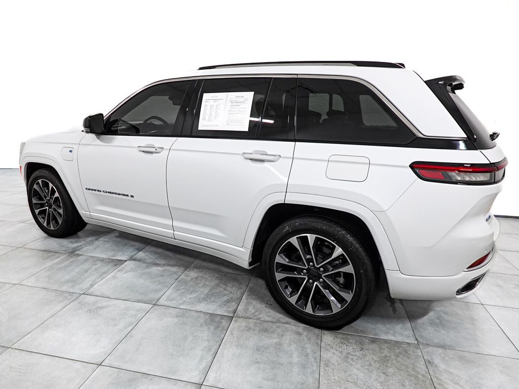 2022 Jeep Grand Cherokee 4xe Overland