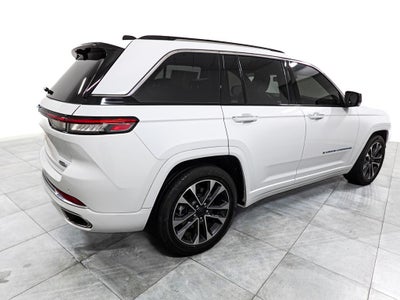 2022 Jeep Grand Cherokee 4xe Overland