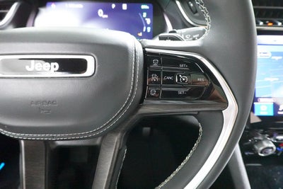 2022 Jeep Grand Cherokee 4xe Overland