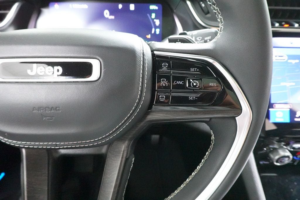 2022 Jeep Grand Cherokee 4xe Overland